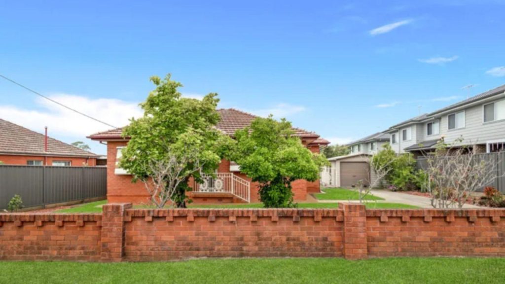 2 Bedroom home sydney sold